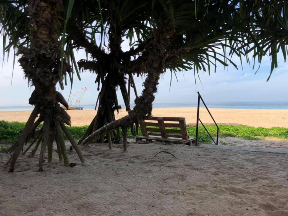 Sea Crest Beach Villa Ambalangoda  Exterior foto